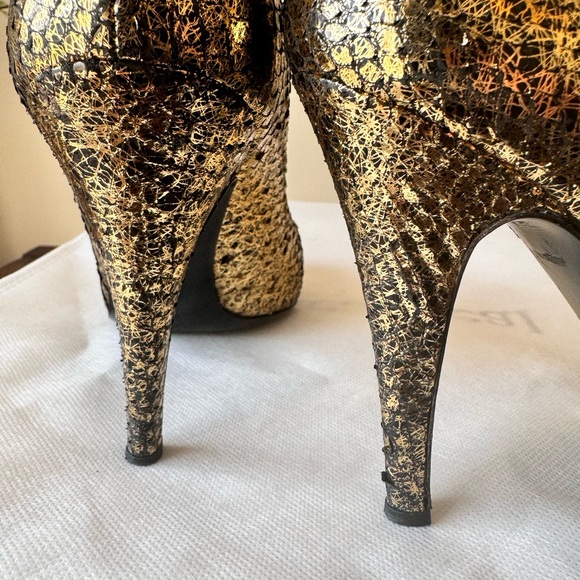 CHANEL Metallic Gold Python Snakeskin Leather CC Logo Peep Toe Pumps - Picture 7 of 11